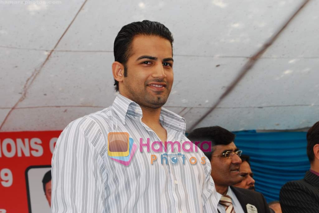 Upen Patel at Baldivas Lions Club event in Lokhandwala ground on 19th November 2008