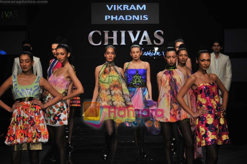Model wallk the ramp for Vikram Phadnis at Chivas Fashion tour in Delhi on 19th November 2008