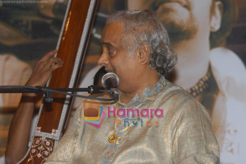 at Abhijit Pohankar classical concert in Sion on 21st November 2008