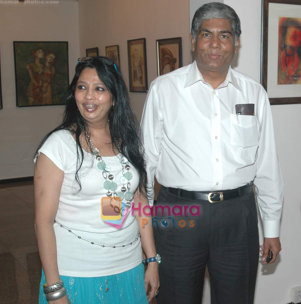 Daxa Khandwala with Vijay Kalantri at Art exhibition on 24th November 2008