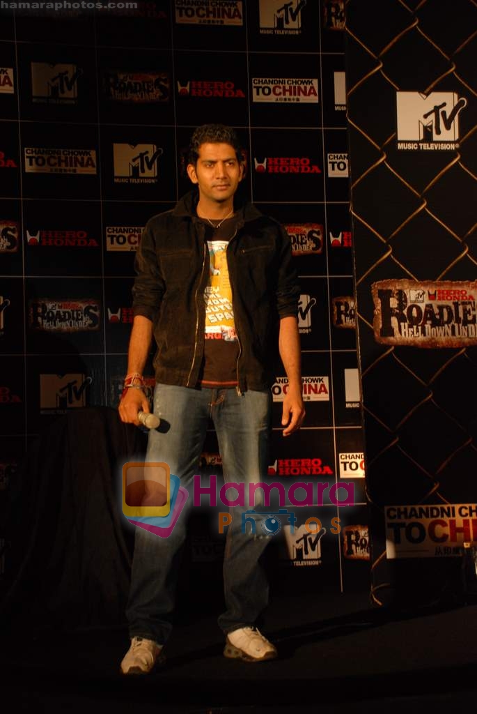 Ashutosh Kaushik at MTV Roadies event in Taj Land's End  on 25th November 2008