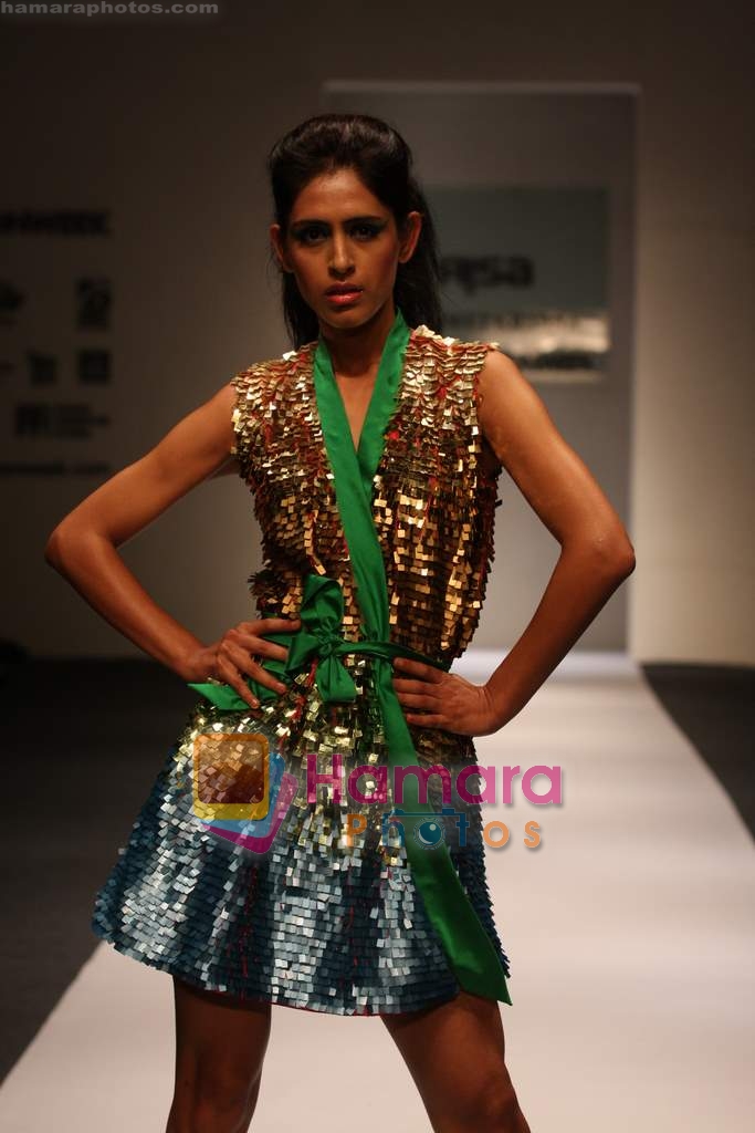 Model walk the ramp for Risa Abhijeet Khanna at Delhi Fashion Week on 3rd December 2008
