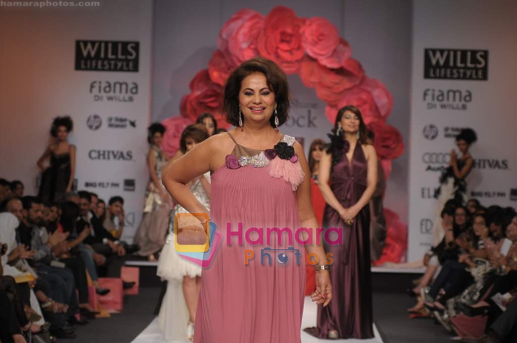Models Showcasing Designs of Falguni and Shane at the Peack event during Wills Fashion Week on Oct 16, 2008 