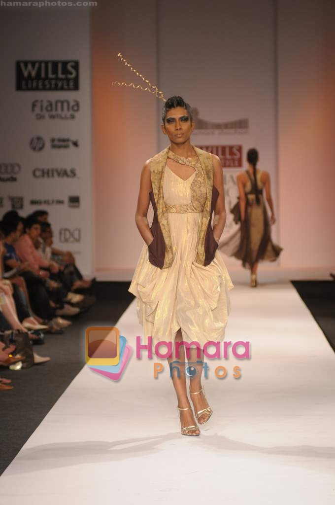 Model walk the ramp for Samant Chauhan at Wills Fashion Week 