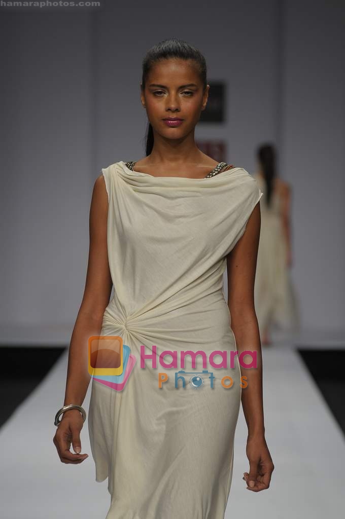 Model walk the ramp for Urvashi Kaur at Wills Fashion Week 