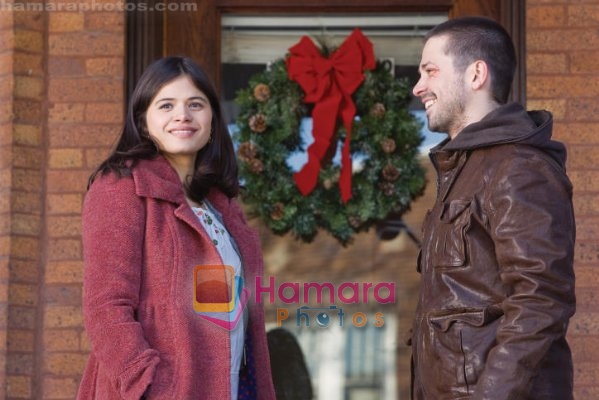 Freddy Rodr�guez, Melonie Diaz in still from the movie Nothing Like the Holidays