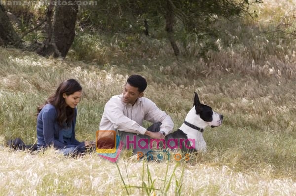 Will Smith, Rosario Dawson  in still from the movie Seven Pounds