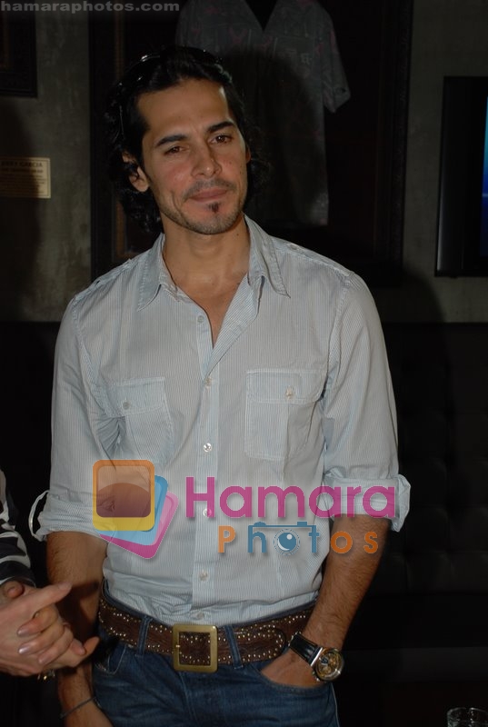 Dino Morea at the launch of Gladrags Swimsuit 2008-1 / Viewed Bollywood Photos - Bollywood
