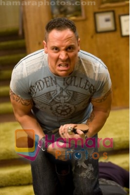 Jon Favreau  in still from the movie Four Christmases