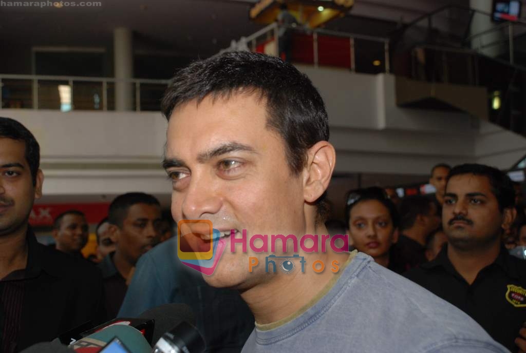 Aamir Khan at Ghajini hair style competition in IMAX on 15th December 2008 