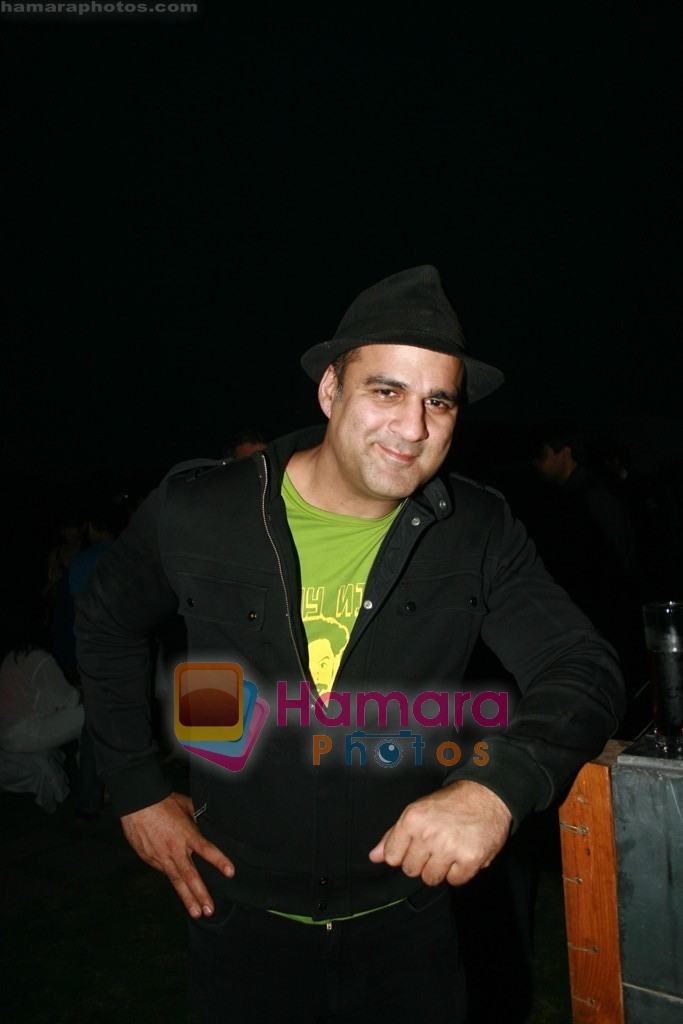 Sameer Malhotra at Tiger Sunday Sunsets at Stone Water Grill on 21st December 2008