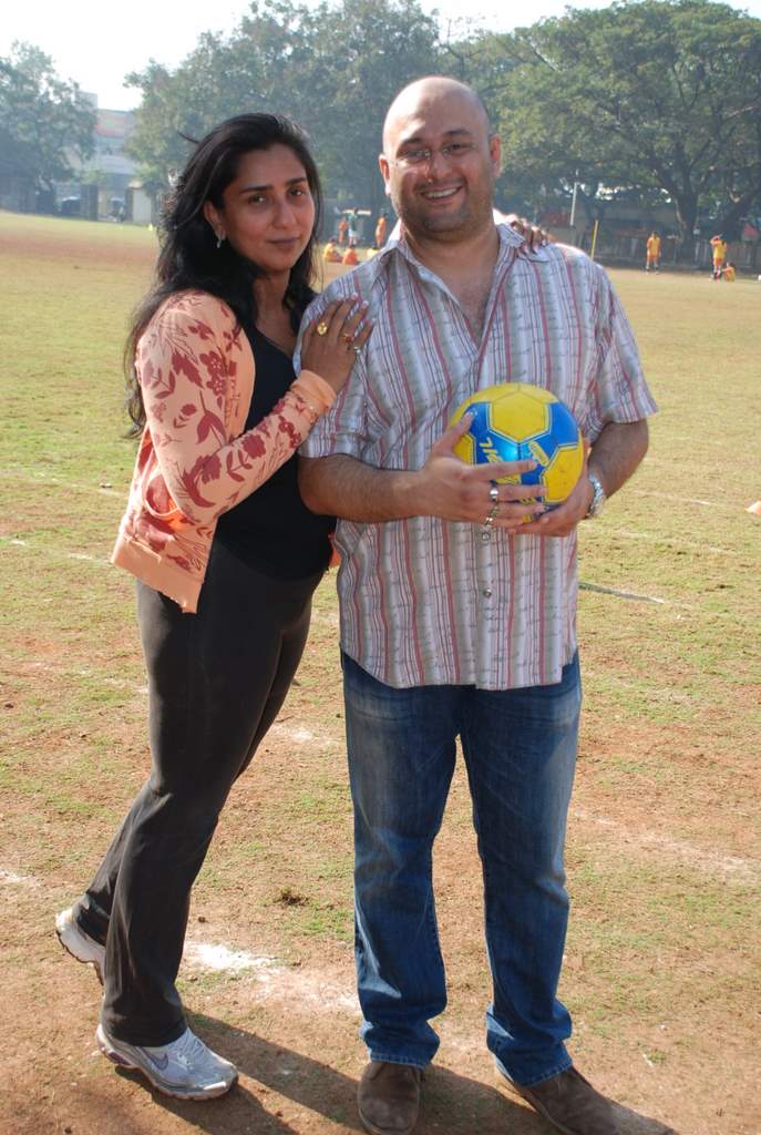 Raju Singh and wife Sherley Singh at the event to promote football training at Jamnabhai  grounds in juhu on 29th December 2008 