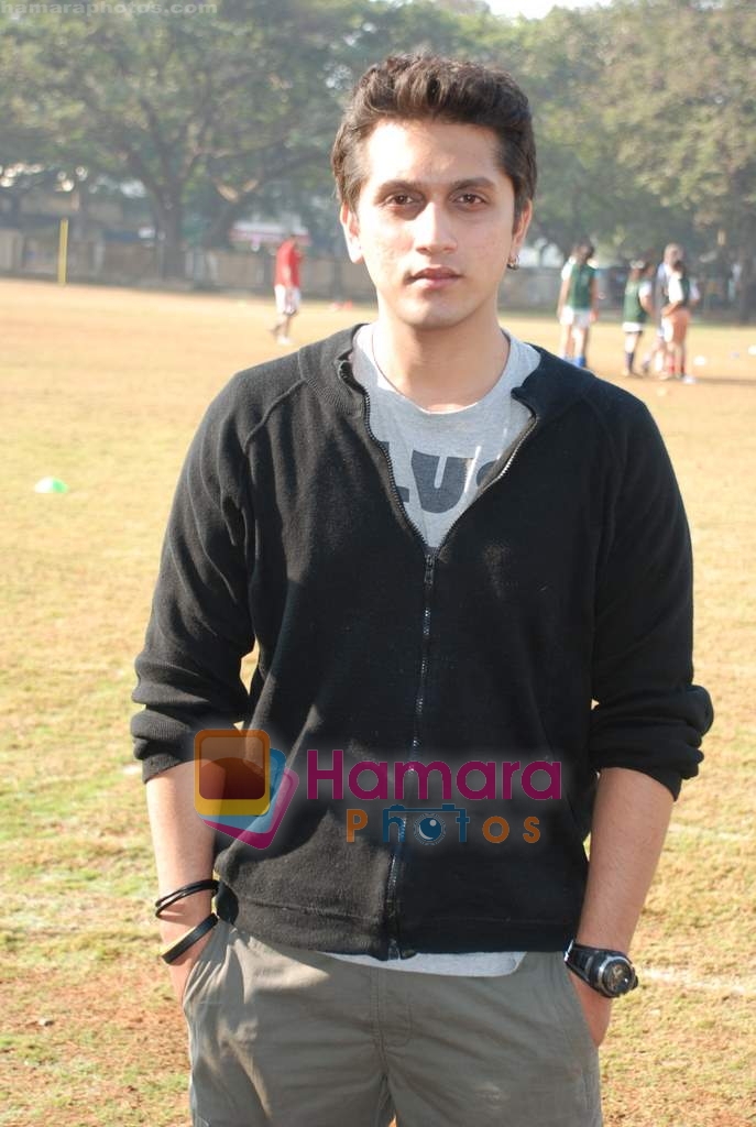 Mohit Suri at the event to promote football training at Jamnabhai  grounds in juhu on 29th December 2008 