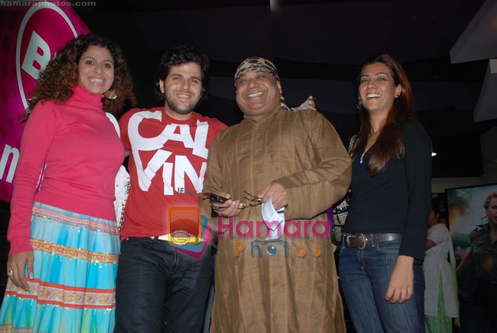 bijon das with tanaz and bakthiyar at Australia film premiere in Fame Adlabs, Andheri on 1st December 2009