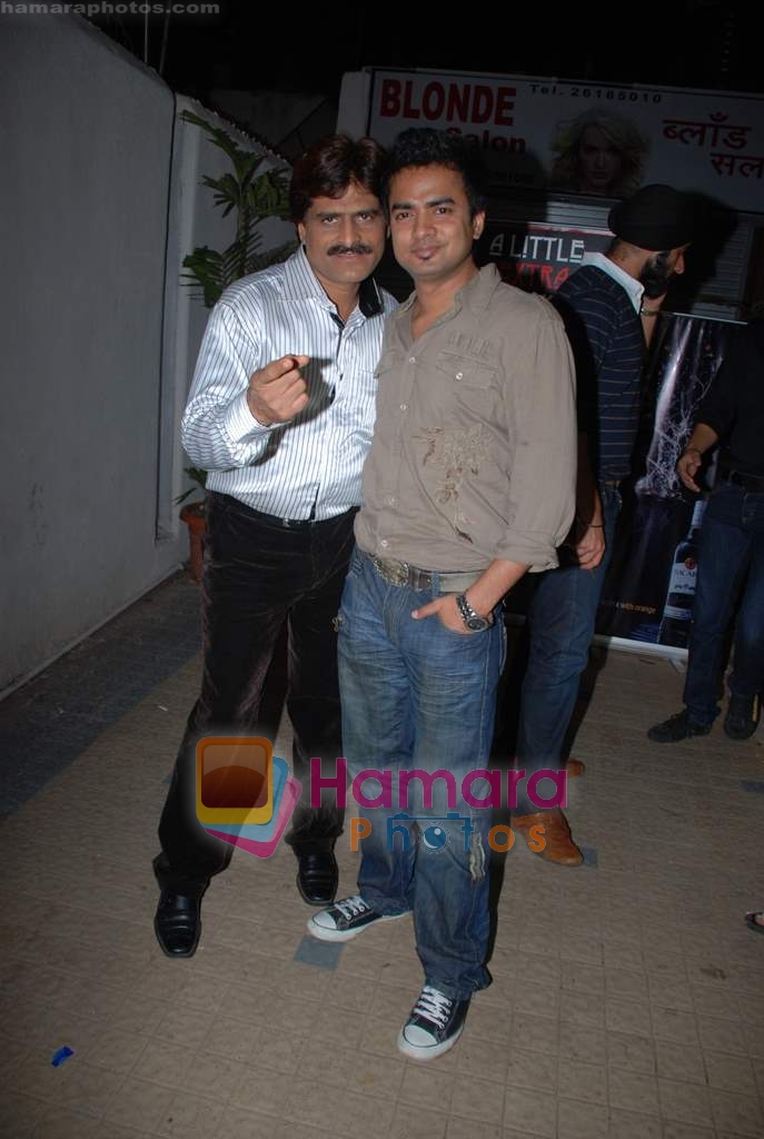 Ehsaan Qureshi, Debojit at new club Ice & Mint launch in Juhu on 3rd Jan 2009 
