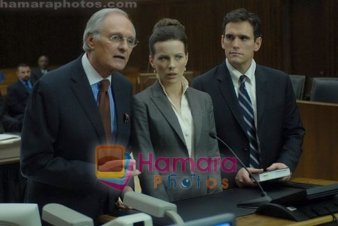 Alan Alda, Kate Beckinsale, Matt Dillon in still from the movie Nothing But the Truth