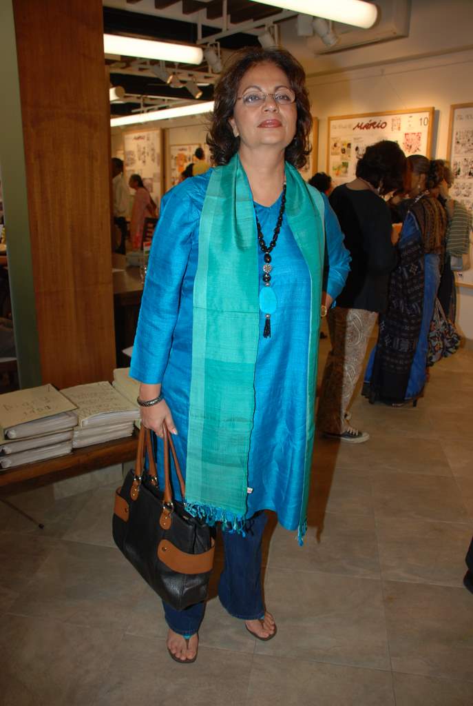 devika bhojwani at the launch of Mario Miranda exhibition in Cymroza Art Gallery on 7th Jan 2009 