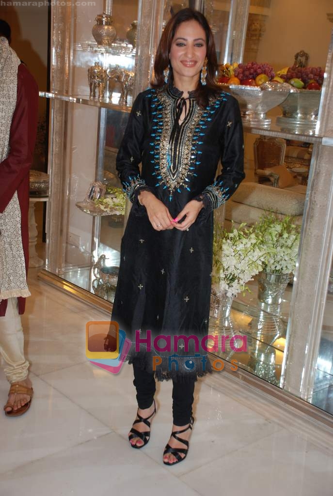 Rakshanda Khan at the launch of serials Kitani Mohabbat and Bandini on NDTV Imagine in Ekta Kapoor's Residence on 7th Jan 2009 