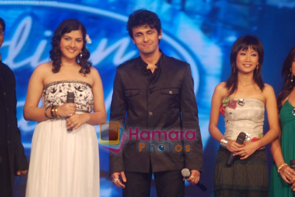 Sonu Nigam on the sets of Indian Idol 4 in R K Studios on 10th Jan 2009 