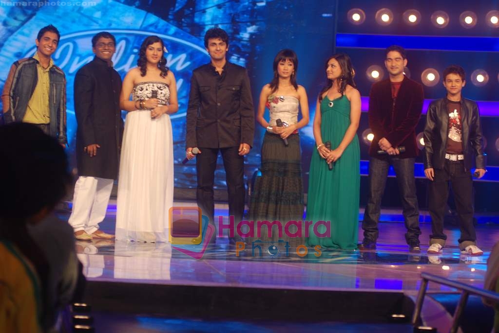 Sonu Nigam on the sets of Indian Idol 4 in R K Studios on 10th Jan 2009 