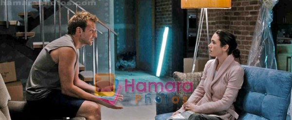 Jennifer Connelly, Bradley Cooper in a still from movie He's Just Not That Into You