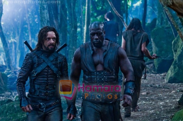 Kevin Grevioux, Michael Sheen in still from the movie Underworld - Rise of the Lycans