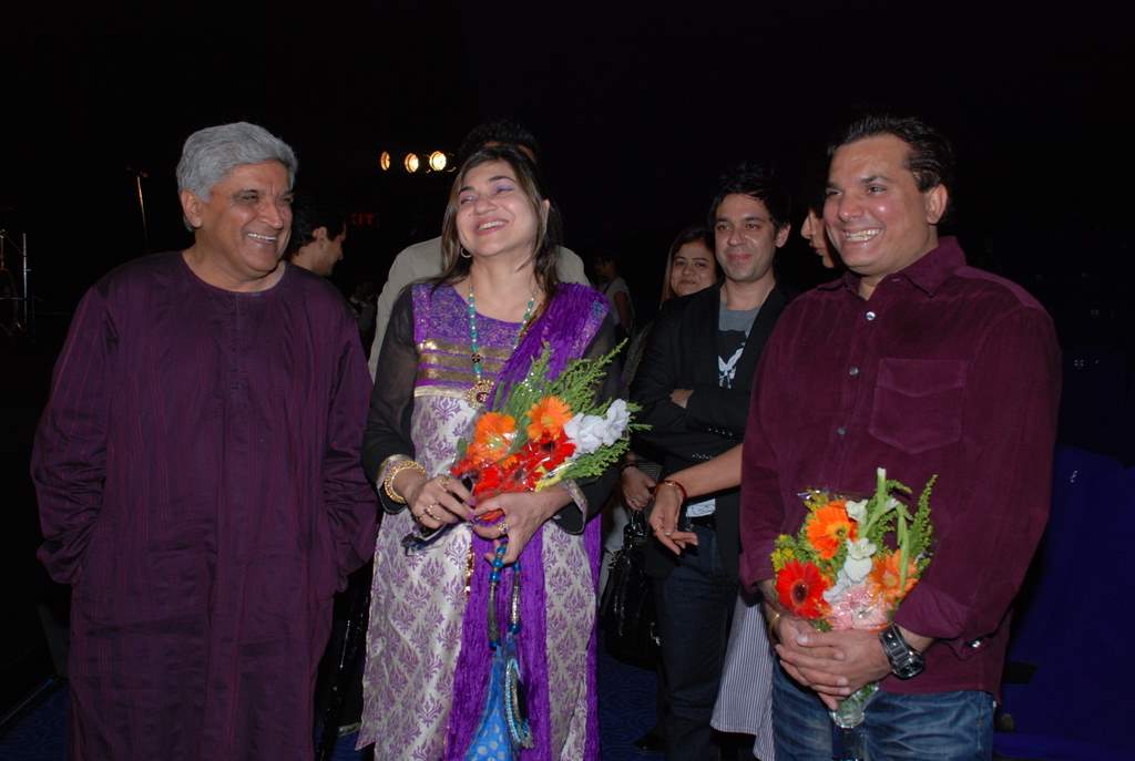 Javed Akhtar, Alka Yagnik, Lalit Pandit at Music launch of Mere Khwabon Mein Jo Aaye in PVR on 15th Jan 2009 