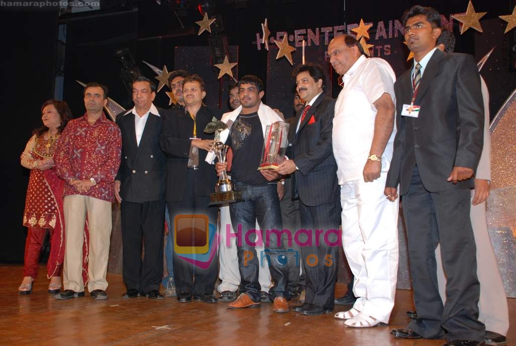 Udit Narayan at Shaurya Awards in Shanmukhanand Hall on 17th Jan 2009 
