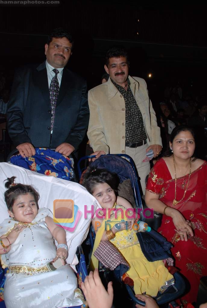 Shruti and Gore Bhatla are 17 yr old twins at Shaurya Awards in Shanmukhanand Hall on 17th Jan 2009 