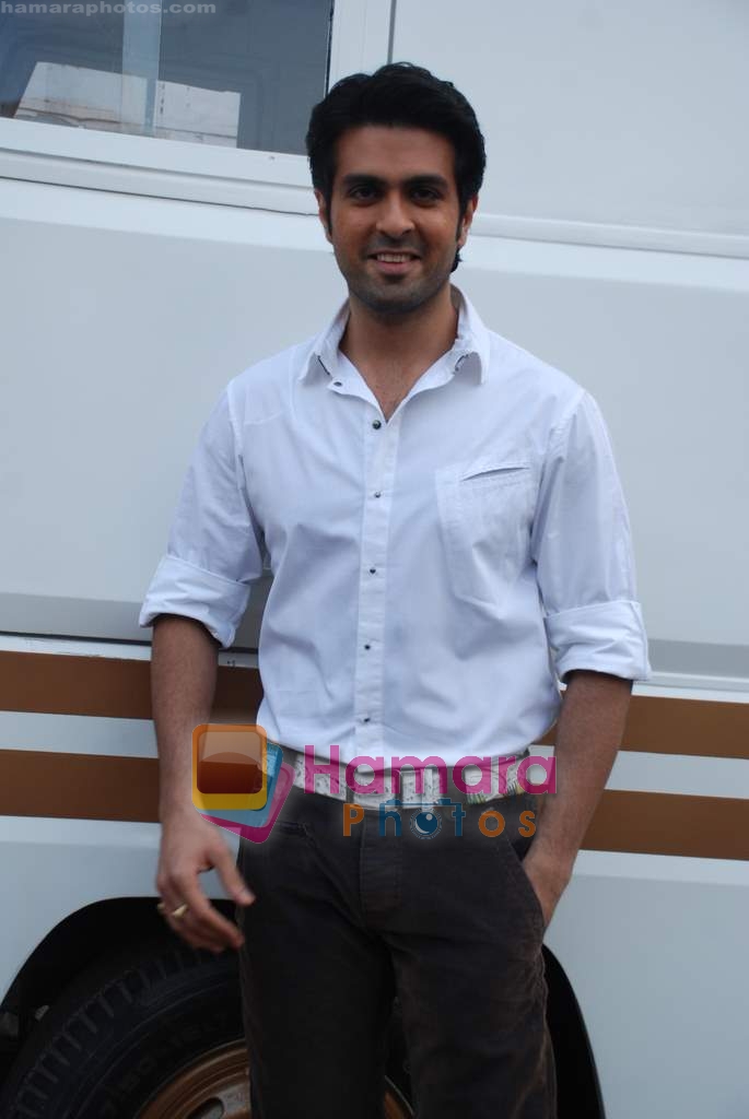 Harman Baweja on the sets of Danicng Queen in Powai on 18th Jan 2009 