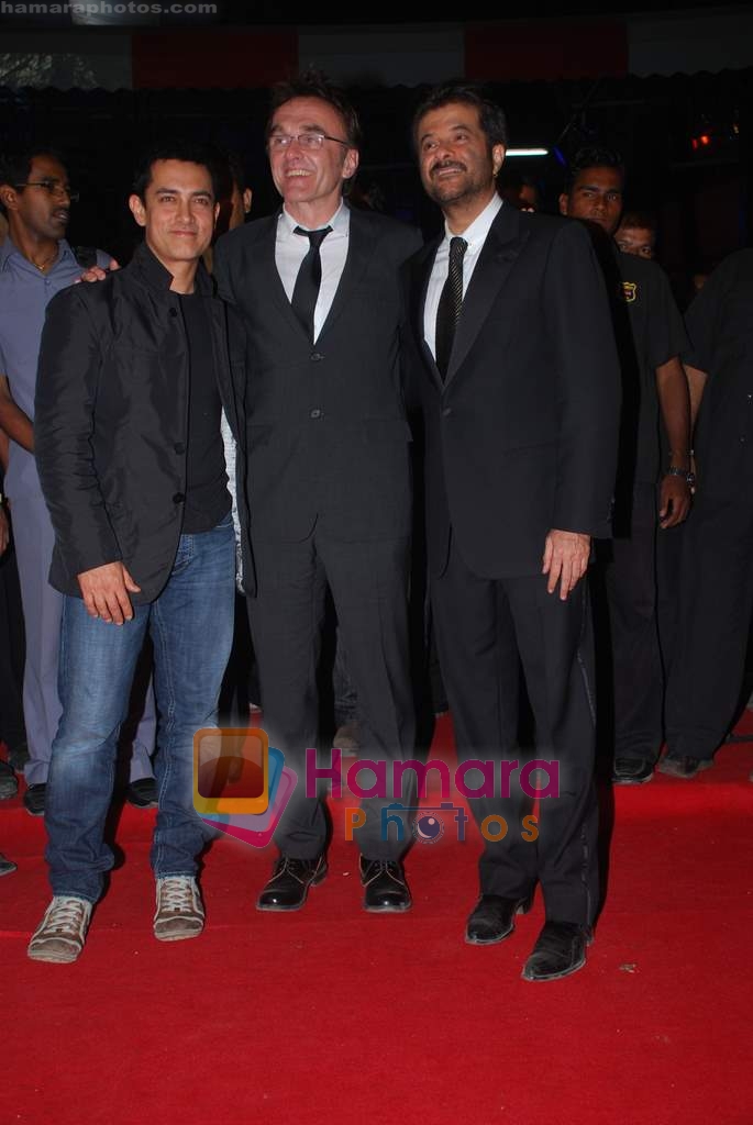 Aamir Khan, Danny Boyle, Anil Kapoor at Slumdog Millionaire premiere on 22nd Jan 2009 