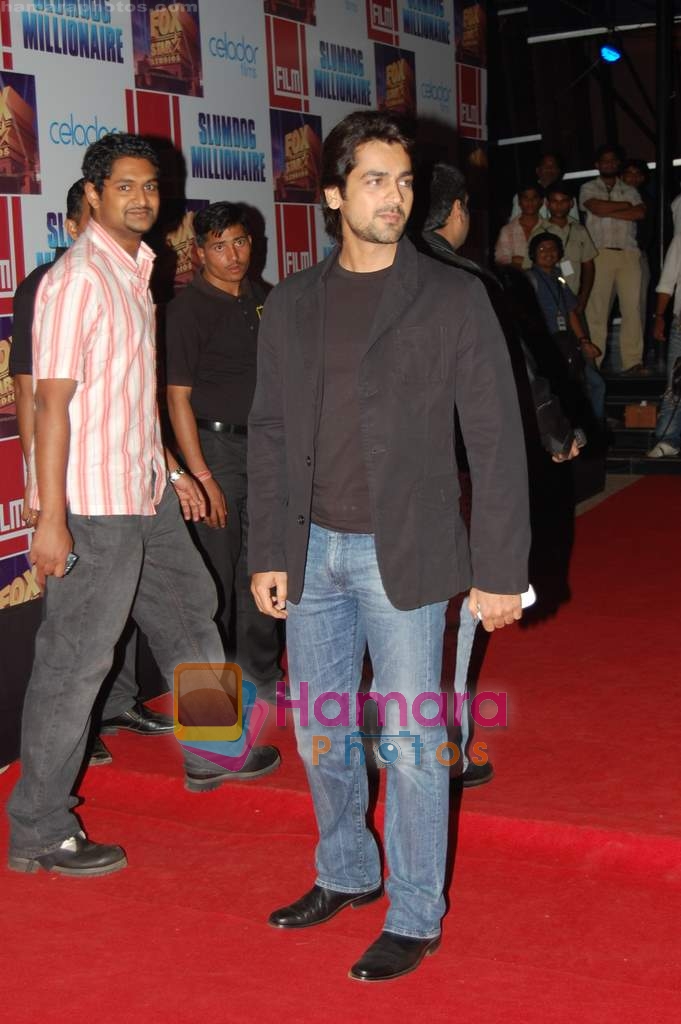 Arjan Bajwa at Slumdog Millionaire premiere on 22nd Jan 2009  