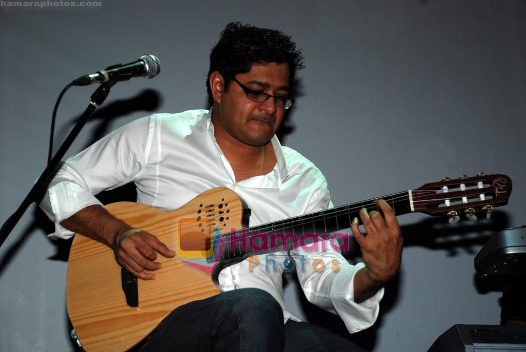 Dhruv Ghanekar at his album launch in Blue Frog on 23rd Jan 2009 