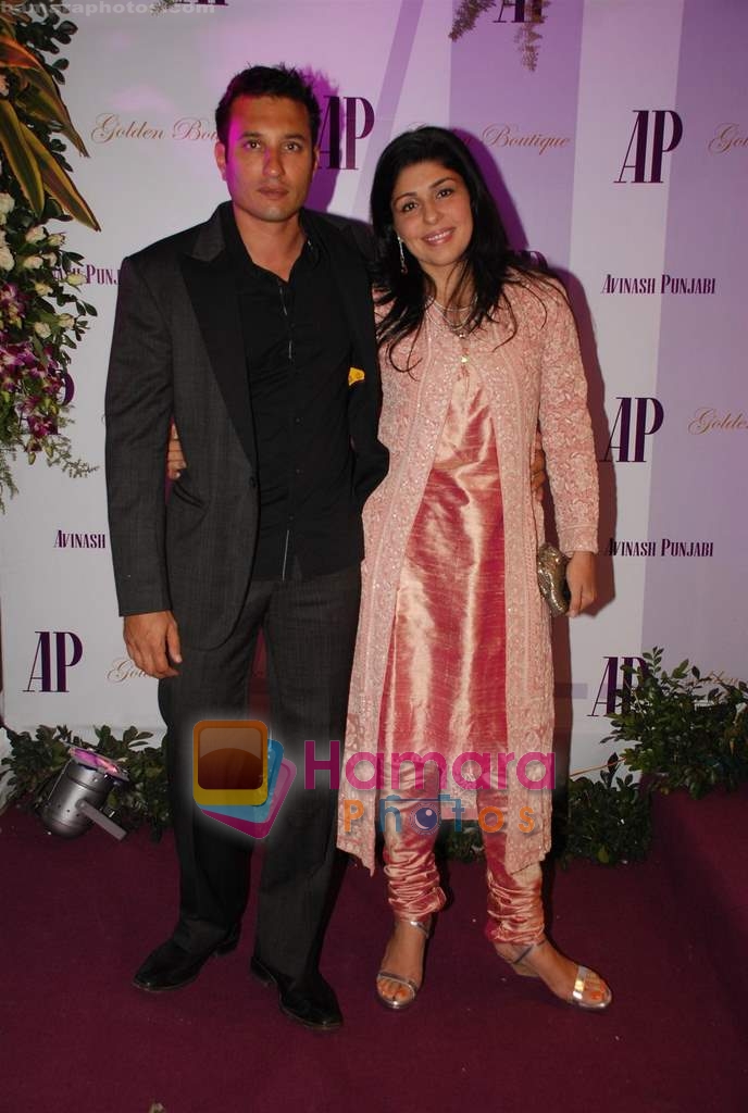 homi and anahita shroff adjania at Golden Boutique launch in Colaba on 4th Feb 2009 