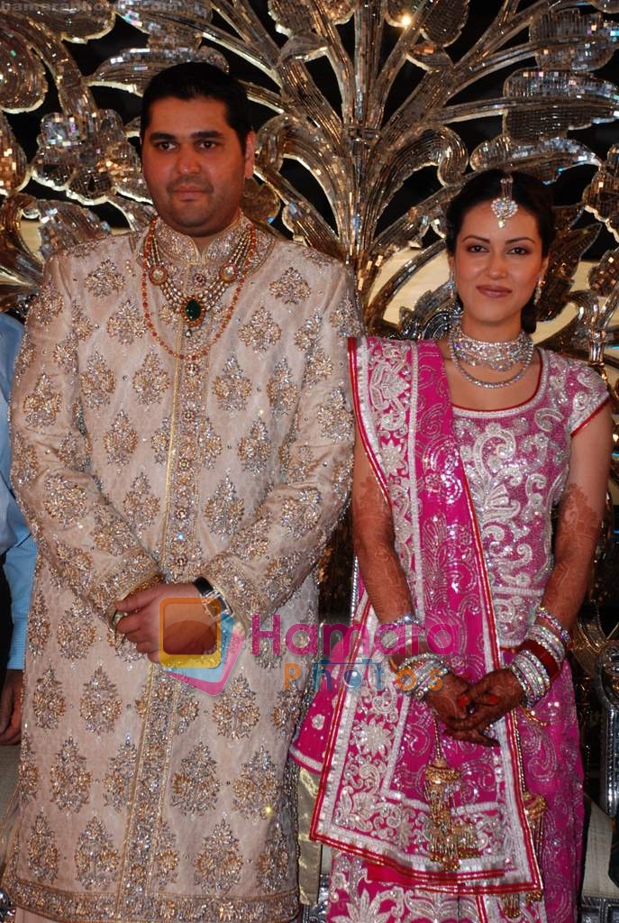 at Bharat Shah's son wedding in Turf Club on 5th Feb 2009 