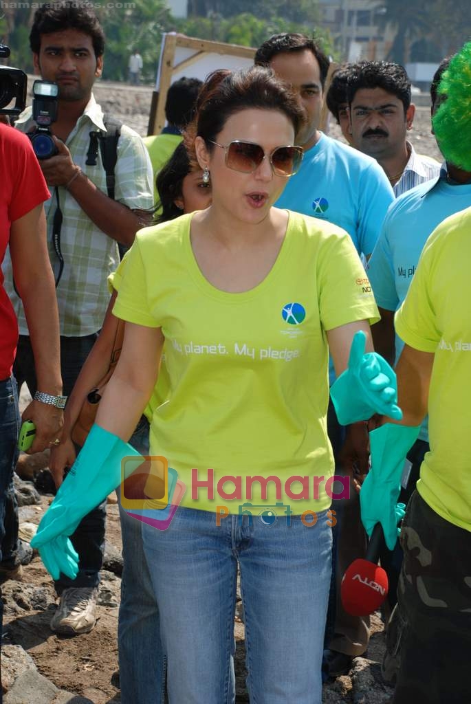 Preity Zinta at the launch of the NDTV Greenathon Initiative on 8th Feb 2009 