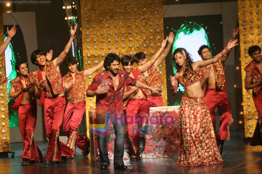 Arshad Warsi perform for NDTV and Toyota�s Greenathon in Yashraj Studio, Mumbai on 8th Feb 2009 