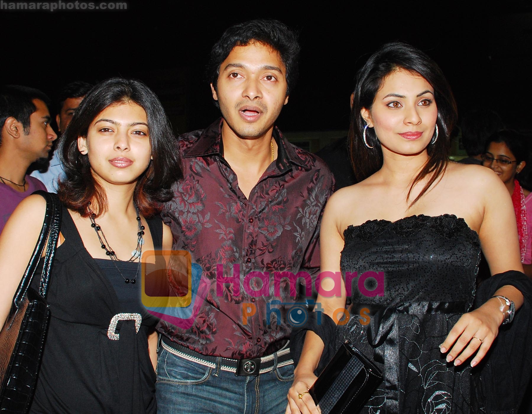 Shreyas Talpade with wife and Manisha Kelkar at Lottery film promotion in phoenix mill on 13th Feb 2009 