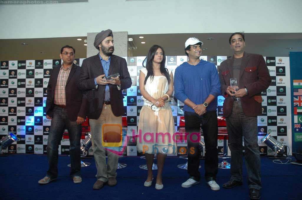 Neetu Chandra, Madhavan at World Gaming day event hosted by Zapak on 12th Feb 2009 