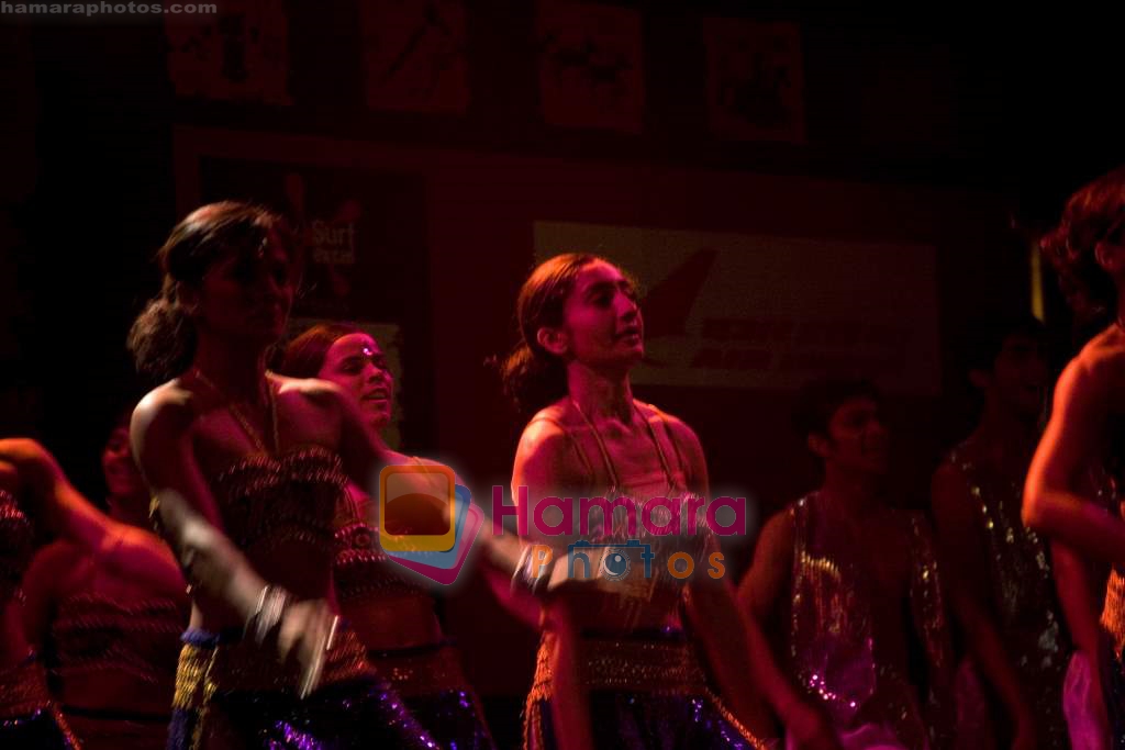 Shiamak's troupe at Kalaghoda Festival in Asiatic Library on 7th Feb 2009 