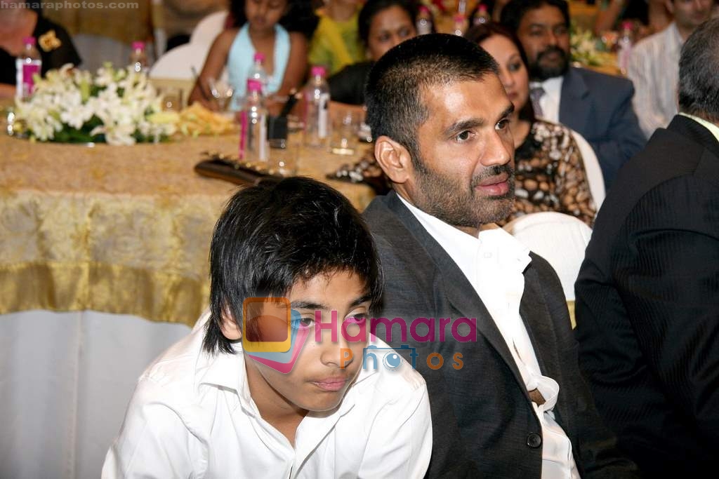 Sunil Shetty with Son at the launch of Hope book by Khrishna Shah in Taj on 19th Feb 2009