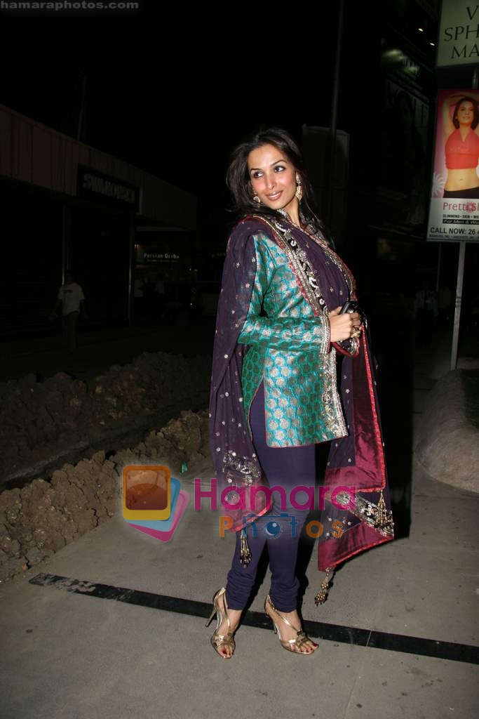 Malaika Aroa Khan at Amrita Arora and Shakeel's sangeet party in Bandra on 1st March 2009 