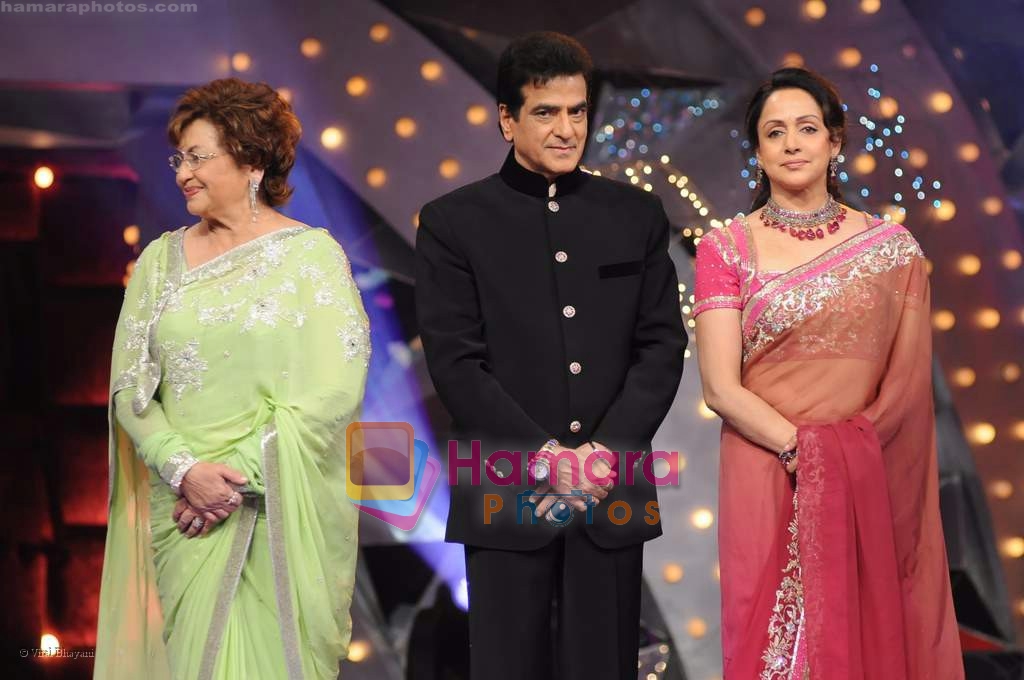 Helen, Jitendra, Hema Malini at the Dancing Queen grand finale on Colors on 7th March 2009 