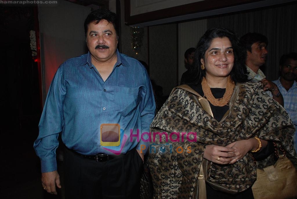 Satish Shah at Anand Raj Anand's wedding anniversary bash on 8th March 2009(Large)