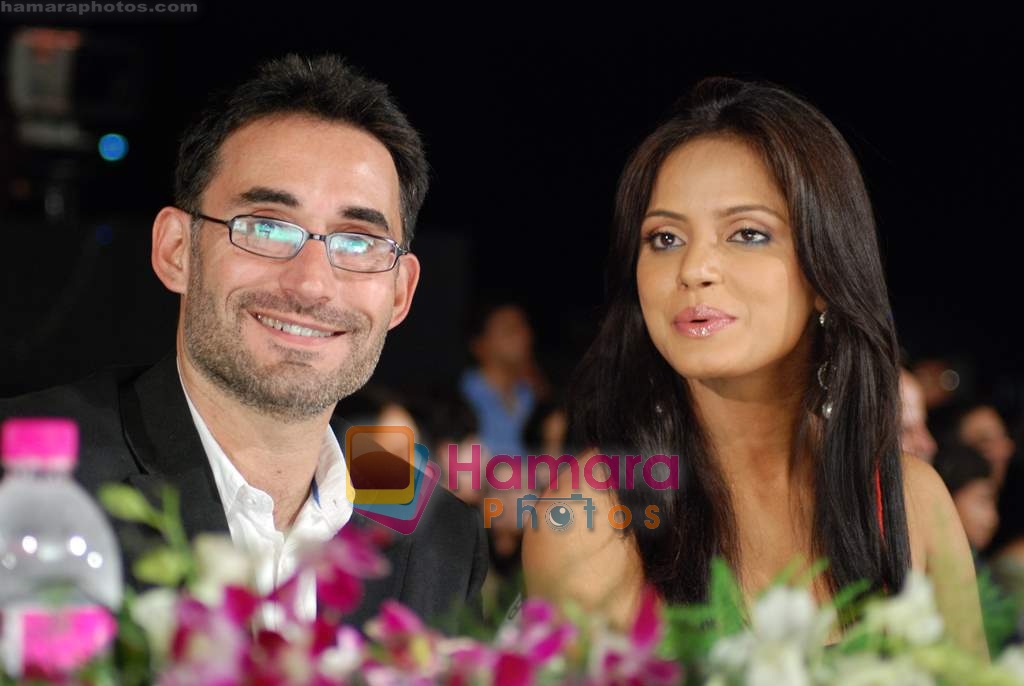 Neetu Chandra at Gladrags Mrs India contest finals on 14th March 2009 