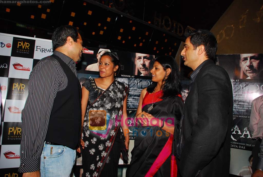 Shahana Goswami, Nandita Das, Sanjay Suri at the Premiere of Firaaq in PVR on 19th March 2009 