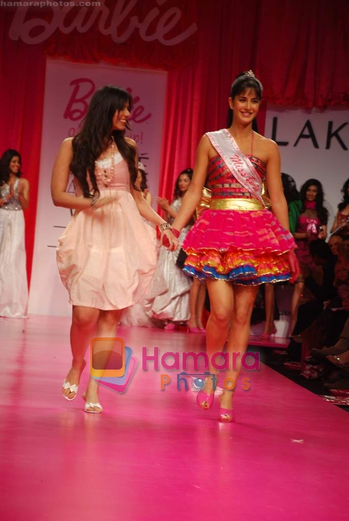 Katrina Kaif walk the ramp for Barbie doll Show at LIFW on 27th March 2009 