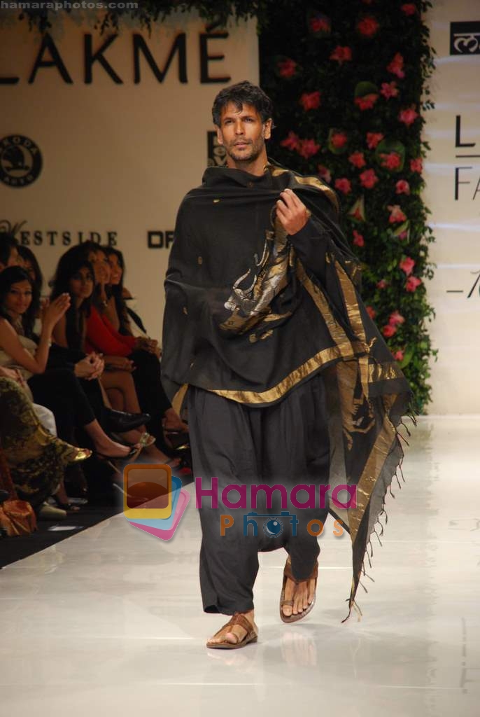 Milind Soman at LIFW for Mai Mumbai show on 28th March 2009 