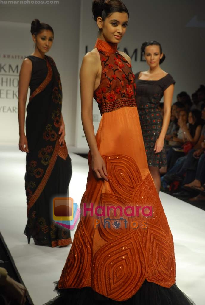 Model walk the ramp for Ayan and Preetika at Lakme Fashion week day 4 on 30th March 2009 