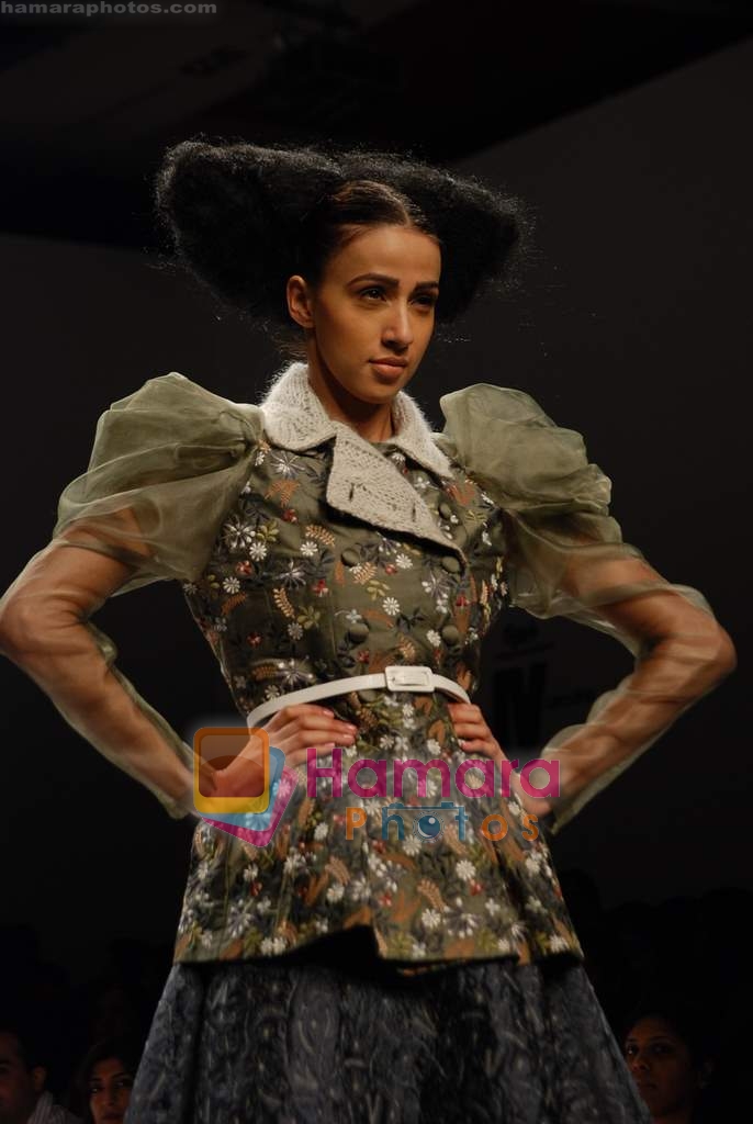 Model walk the ramp for Anand Bhushan at Lakme Fashion week day 4 on 30th March 2009 